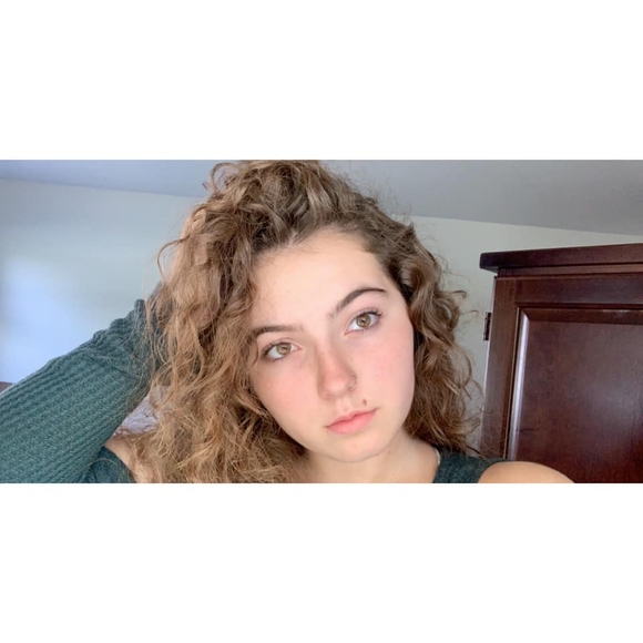 Meet your Posher, Haley - Picture 1 of 1